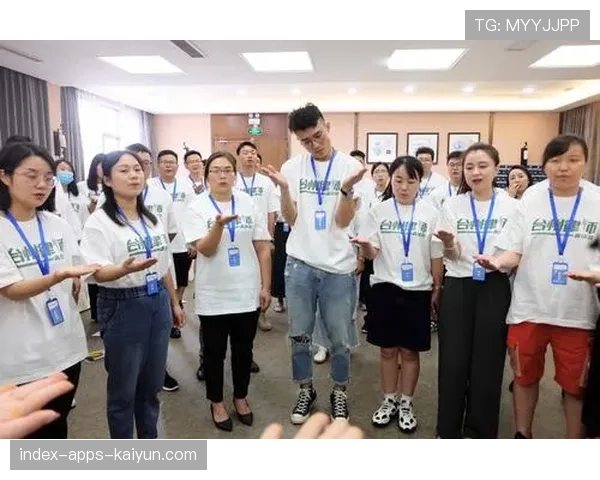 青训营学员跨项目训练的益处与风险评估